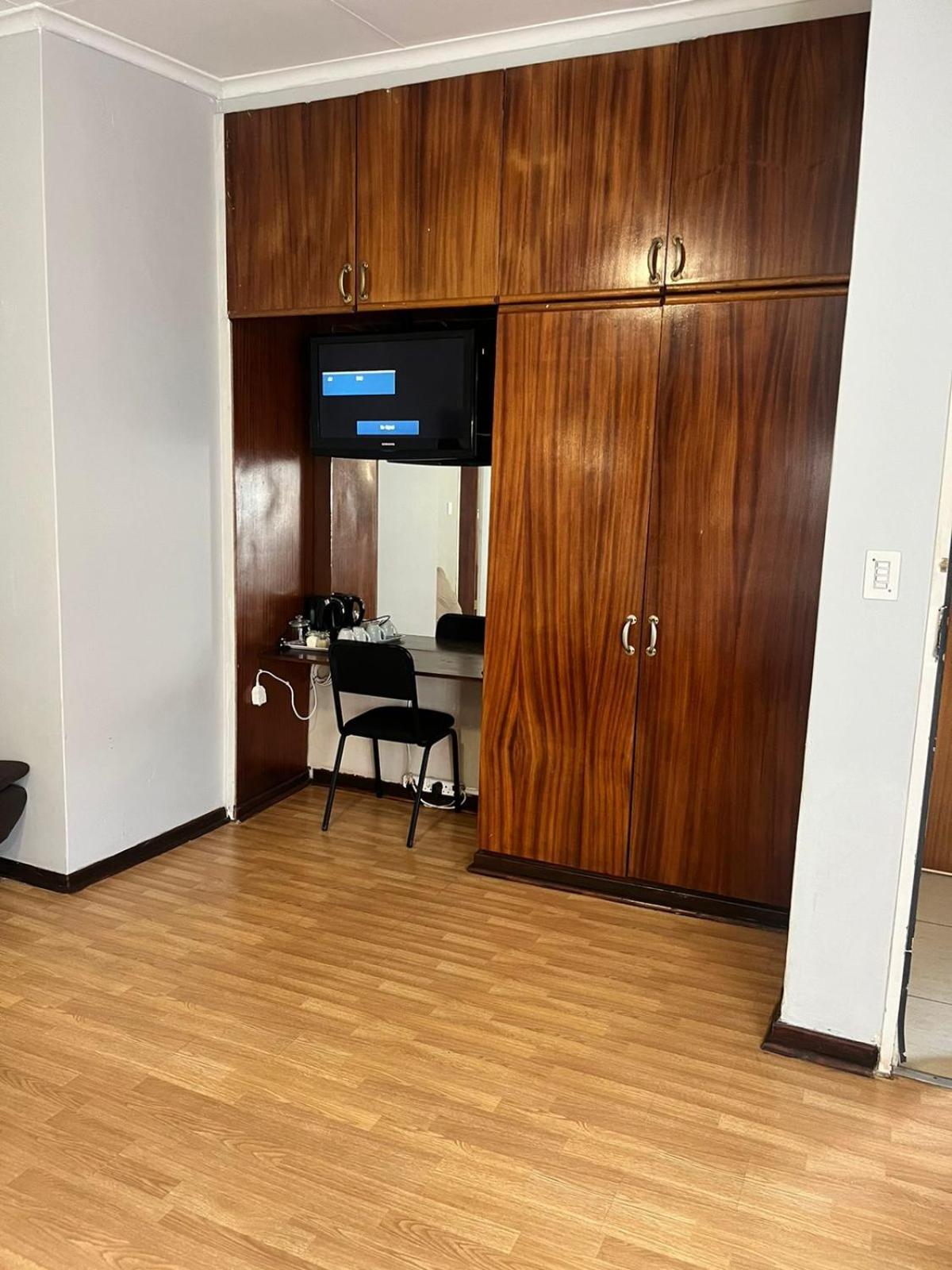 African Kingdom Guest House Боксбурґ Екстер'єр фото
