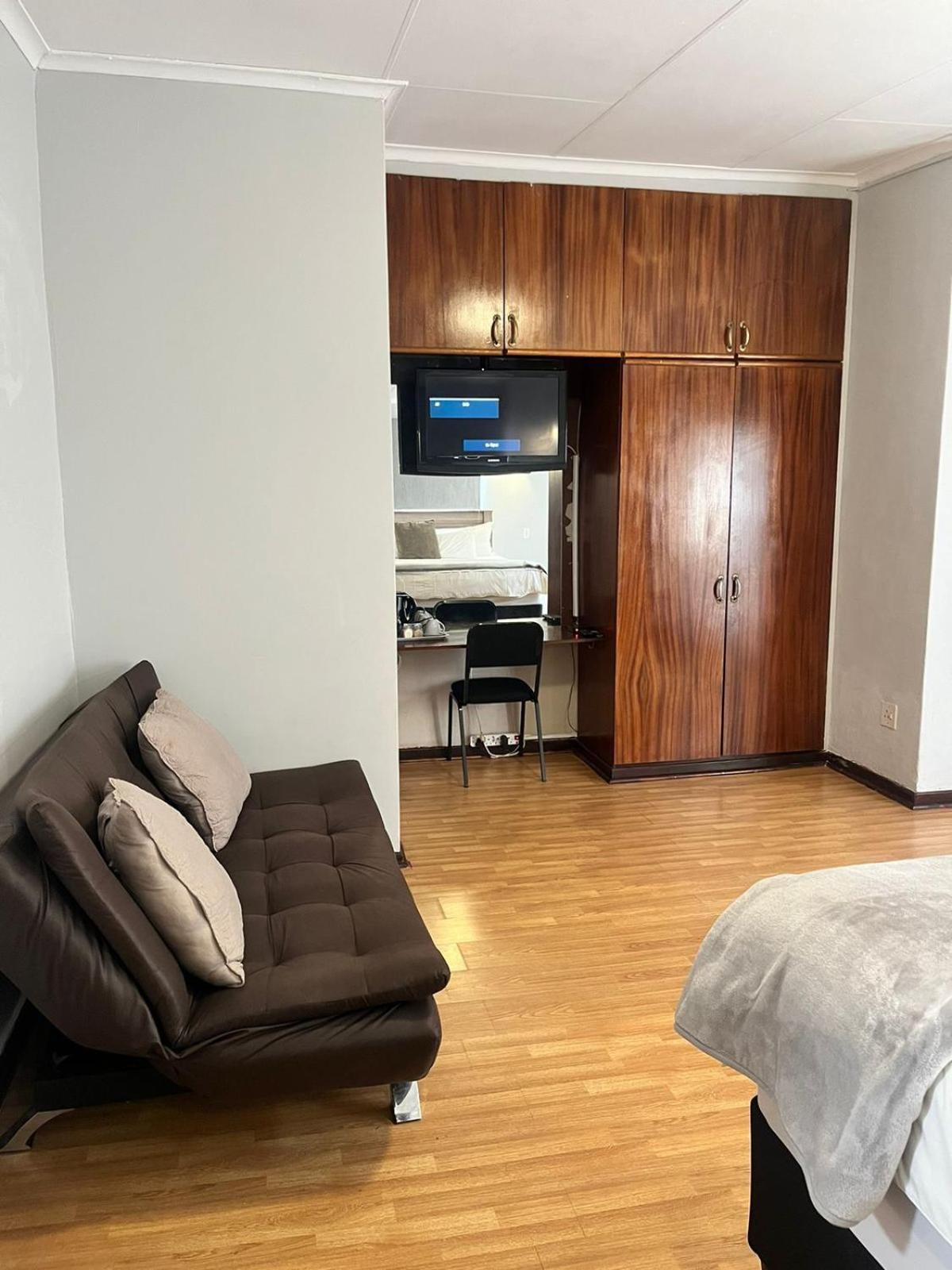 African Kingdom Guest House Боксбурґ Екстер'єр фото
